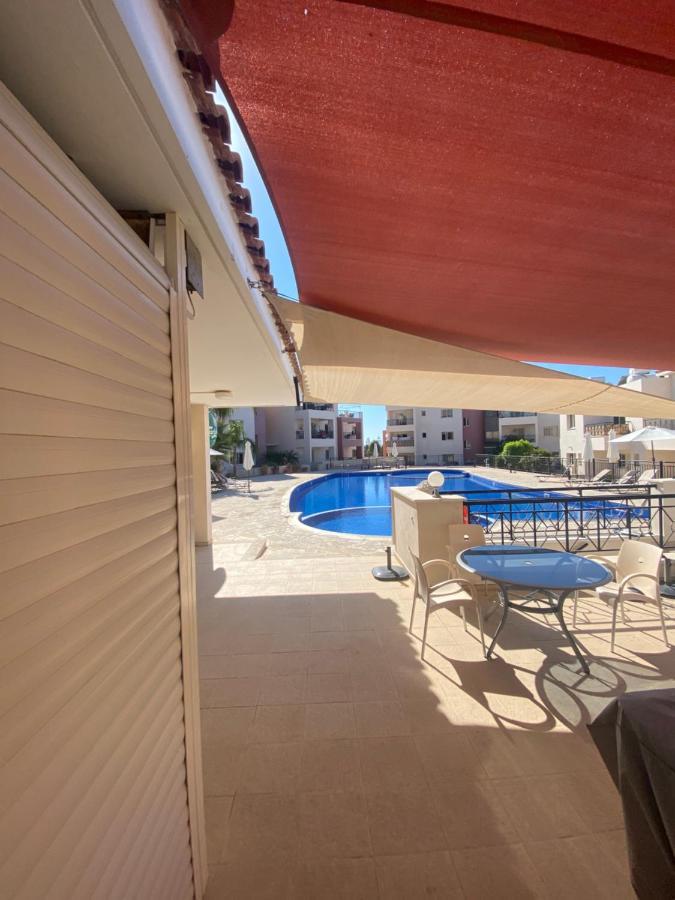Beautiful Apartment Near The Sea And A Large Private Garden Пафос Екстериор снимка