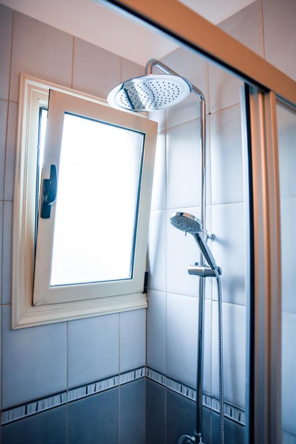 Beautiful Apartment Near The Sea And A Large Private Garden Пафос Екстериор снимка